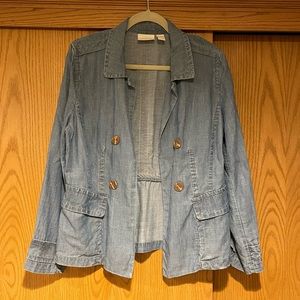 Chico’s lightweight chambray-look jacket, med. blue, Chico’s Sz 1 (Sz 8)